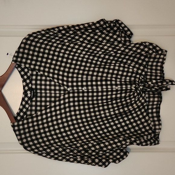 Simple Shirred Tie Crop - Natural Black